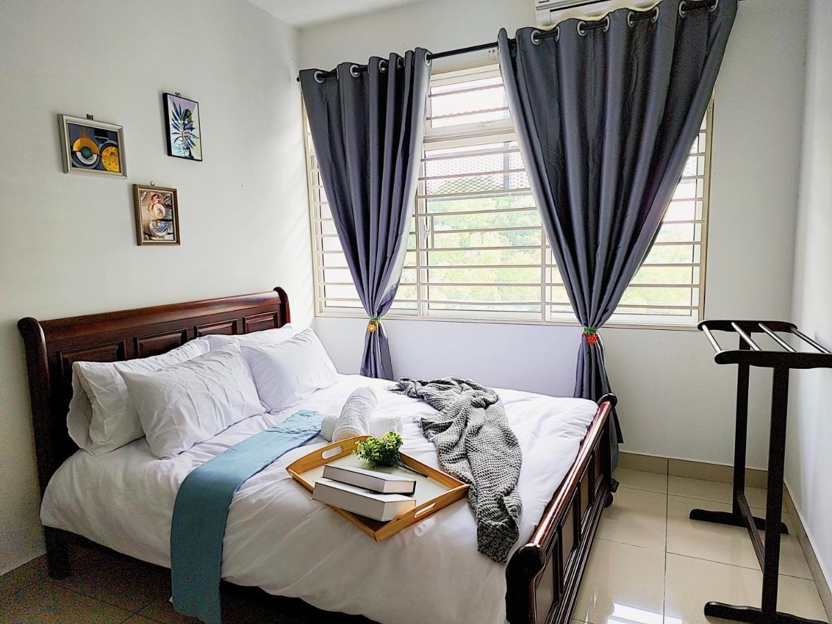 Putrajaya Dwiputra 6 Plus 1 Pax Blissful Fully Air-Con Suite Eksteriør billede