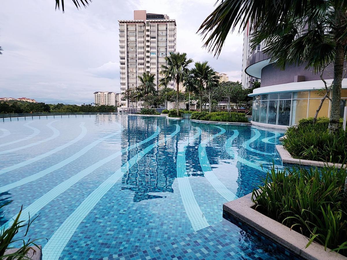 Putrajaya Dwiputra 6 Plus 1 Pax Blissful Fully Air-Con Suite Eksteriør billede